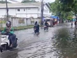 Drainase Tertutup Bangunan, Jalan Husen Sastranegara Banjir Setinggi Sebetis Orang Dewasa