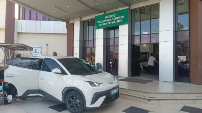 Keluarga Pasien Keluhkan Keterbatasan Kursi Roda di RSUP Dr. Sitanala Tangerang