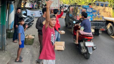FP2N Bagikan 1.000 Box Takjil di Jalan Bouraq, Wujud Kepedulian Pemuda Neglasari di Bulan Ramadan