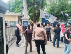 Aksi Transparansi Alun-Alun Benda Memanas, Massa Soroti Akuntabilitas Dispora dan Pertanyakan Keterbukaan Informasi Publik