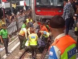 Insiden Tragis di Stasiun Kereta, Seorang Penumpang Meninggal Dunia Usai Masuk ke Jalur Rel