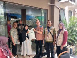 Kelurahan Jurumudi Baru Salurkan Bantuan Pangan Beras untuk 1.902 KPM
